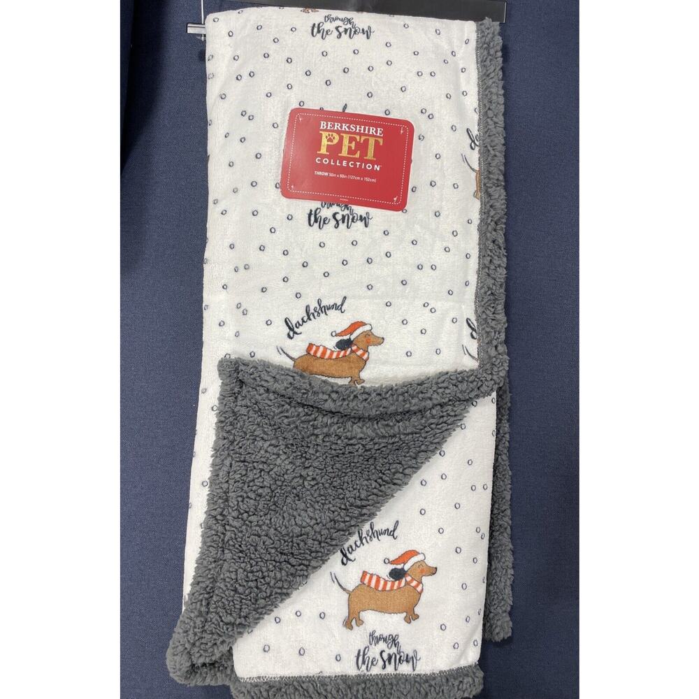 DACHSHUND THROUGH THE SNOW 50x60” Dog Christmas Throw Blanket NEW Berkshire